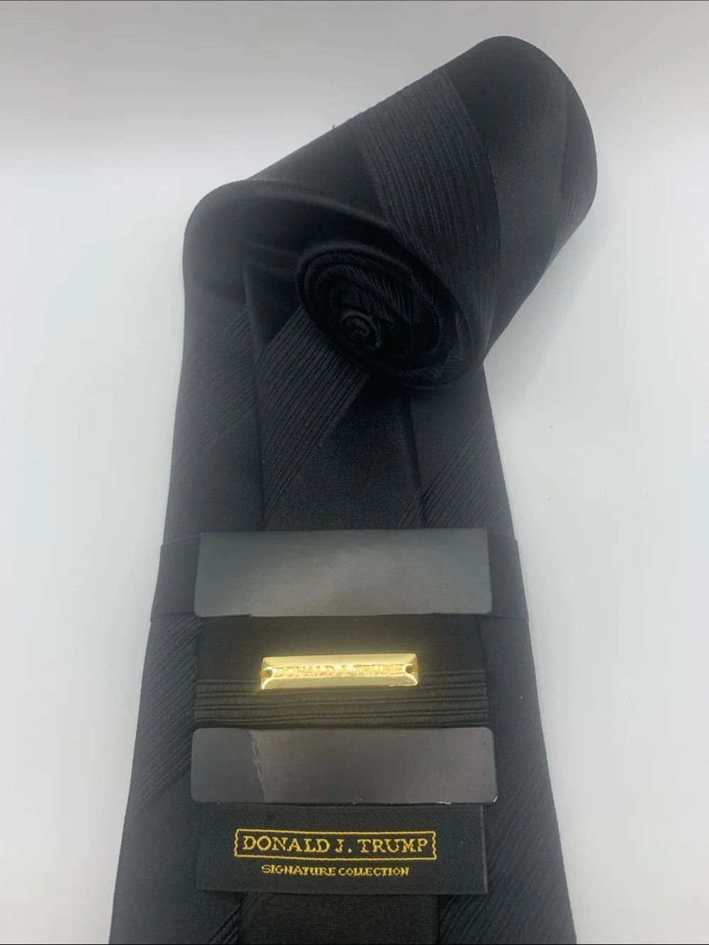 Signature Collection Black Men's Tie